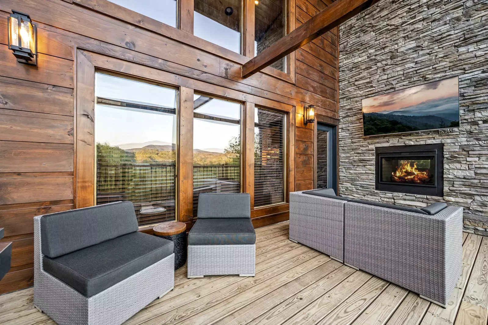 Property image, Interior, of Cedar Hawk Springs