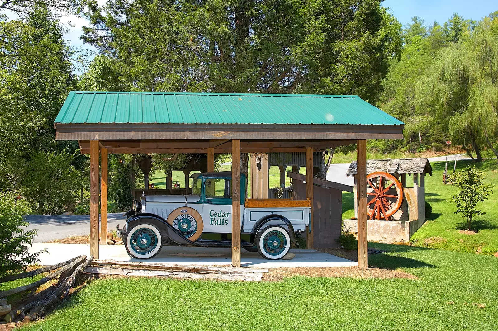 Property image, Interior, of Cedar Hawk Springs