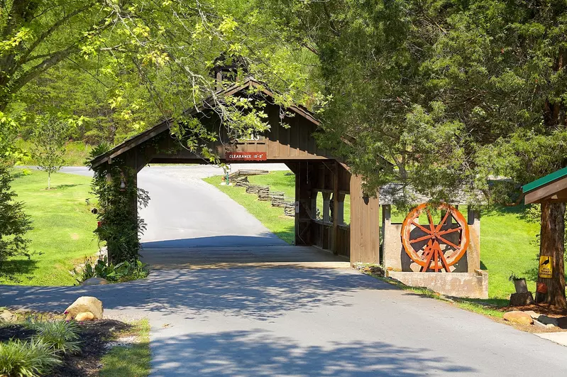 Property image, Interior, of Cedar Hawk Springs