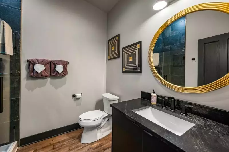 Property image, Interior, of Mountain Mermaid