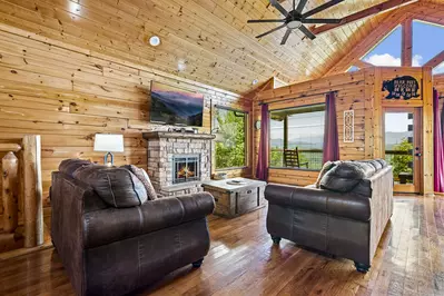 Property image, Interior, of The Sweet Escape #36