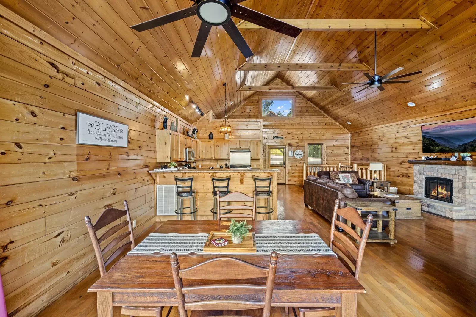 Property image, Interior, of The Sweet Escape #36
