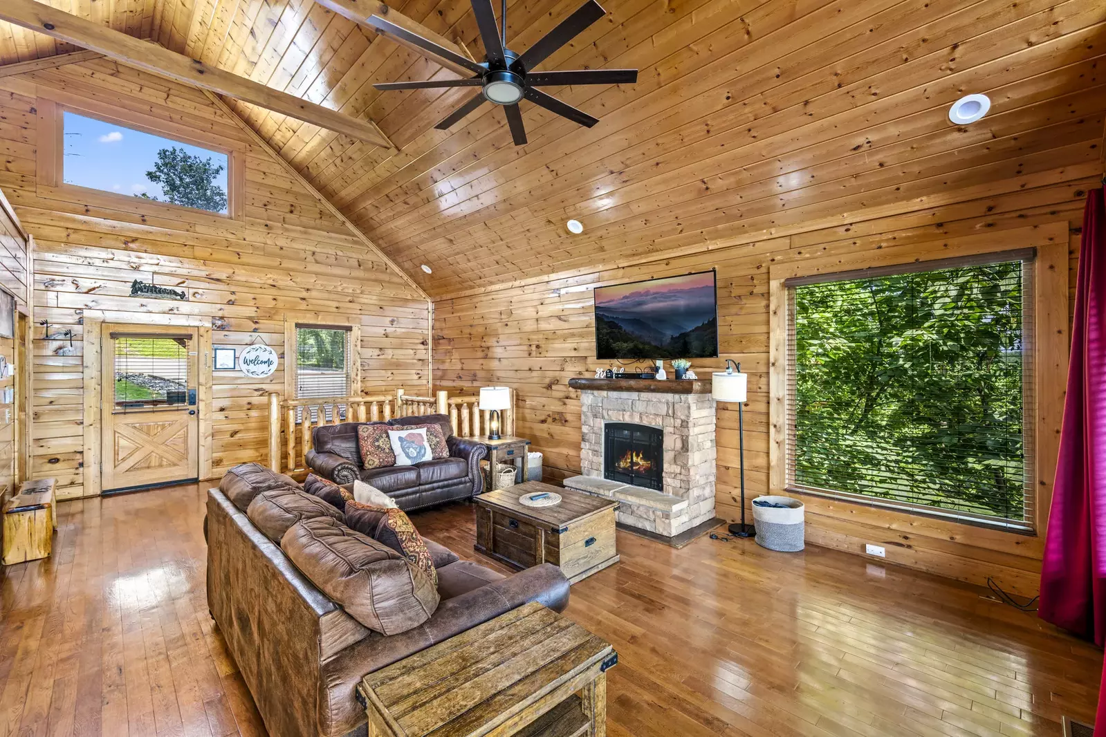 Property image, Interior, of The Sweet Escape #36