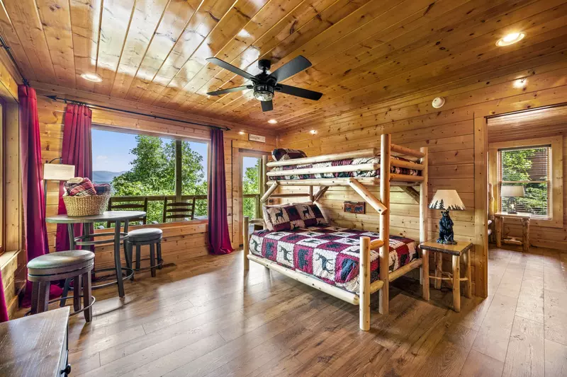 Property image, Interior, of The Sweet Escape #36