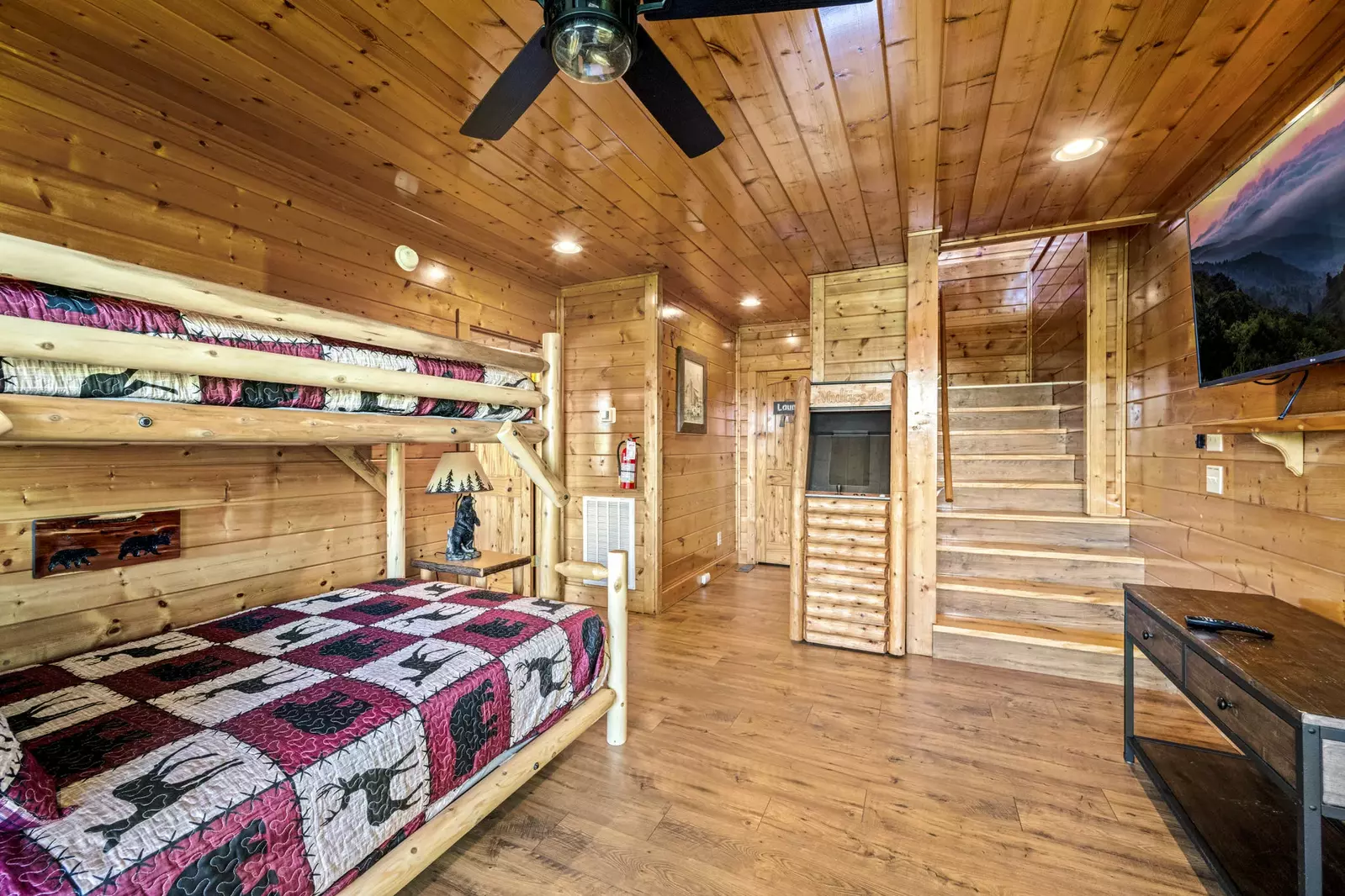 Property image, Interior, of The Sweet Escape #36