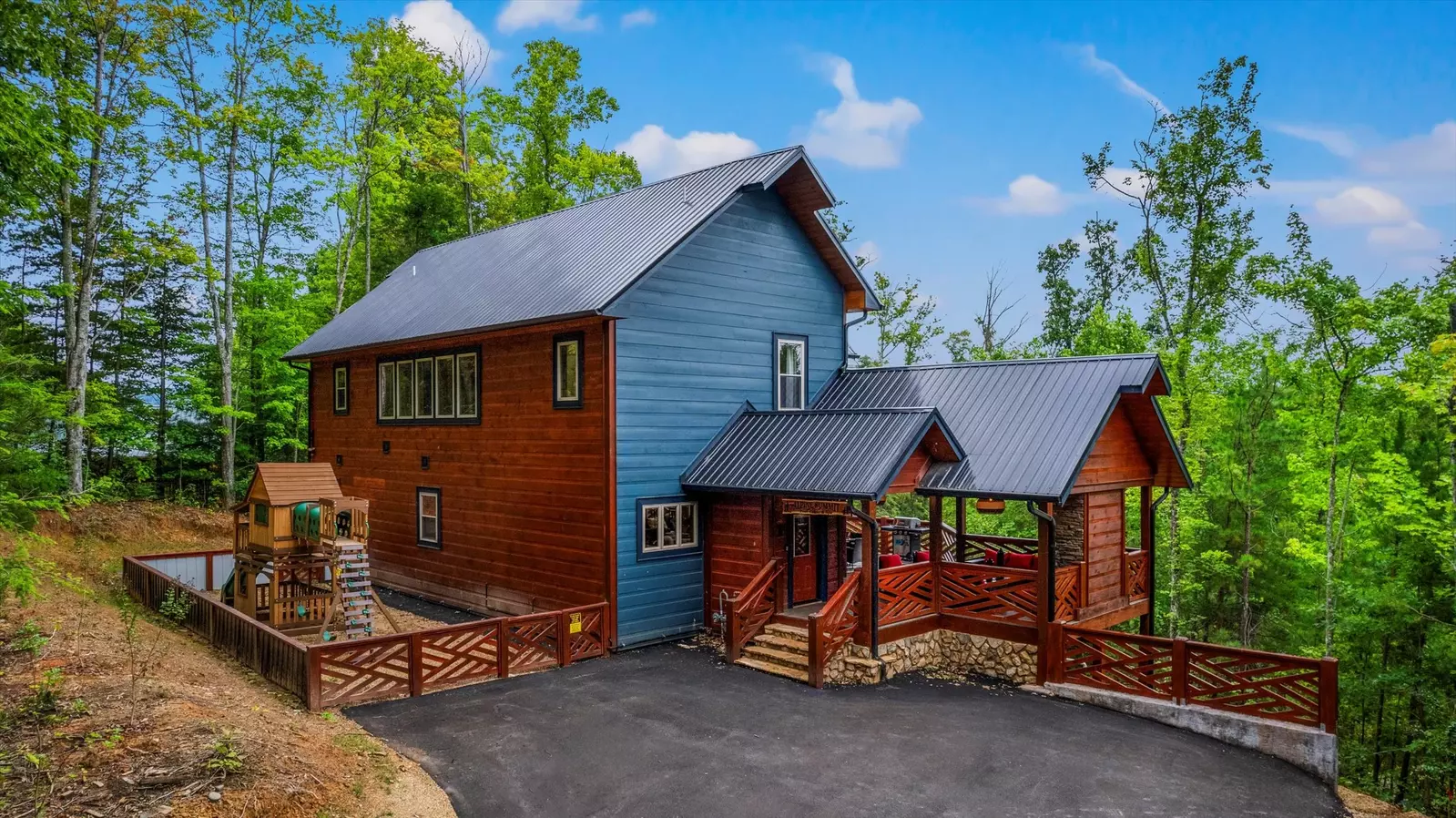 Property image, Interior, of Alpine Summit Pool and Spa Cabin