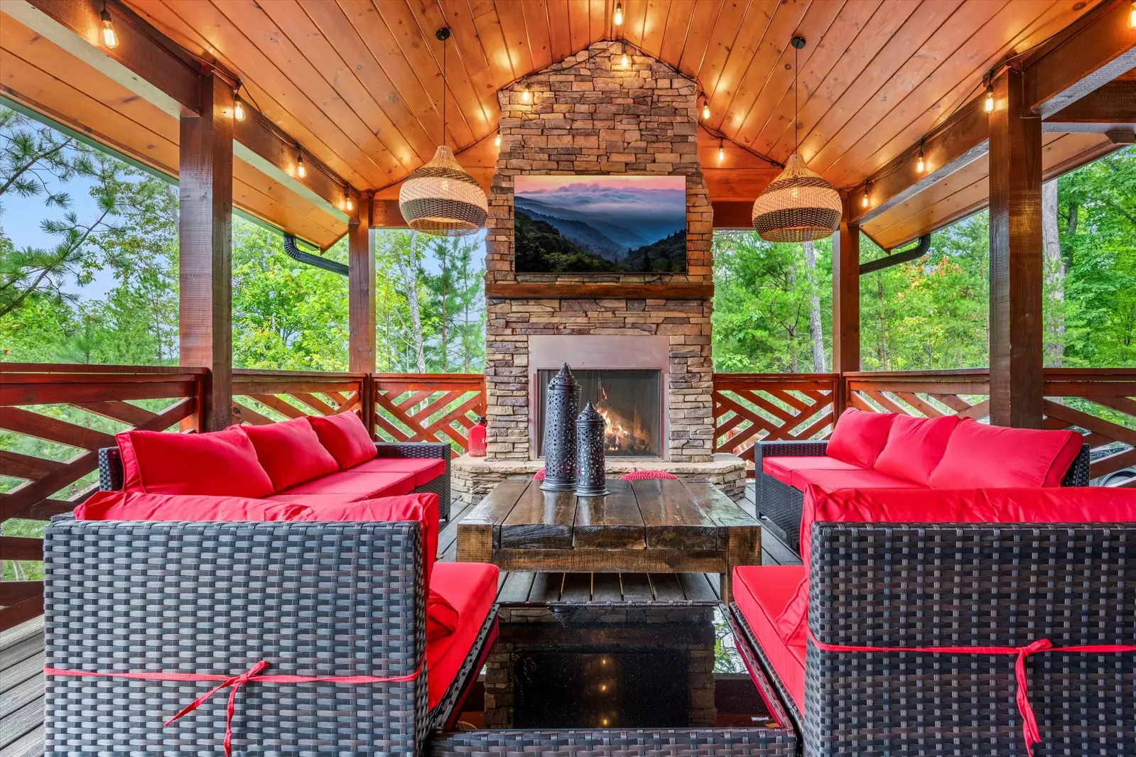 Property image, Interior, of Alpine Summit Pool and Spa Cabin