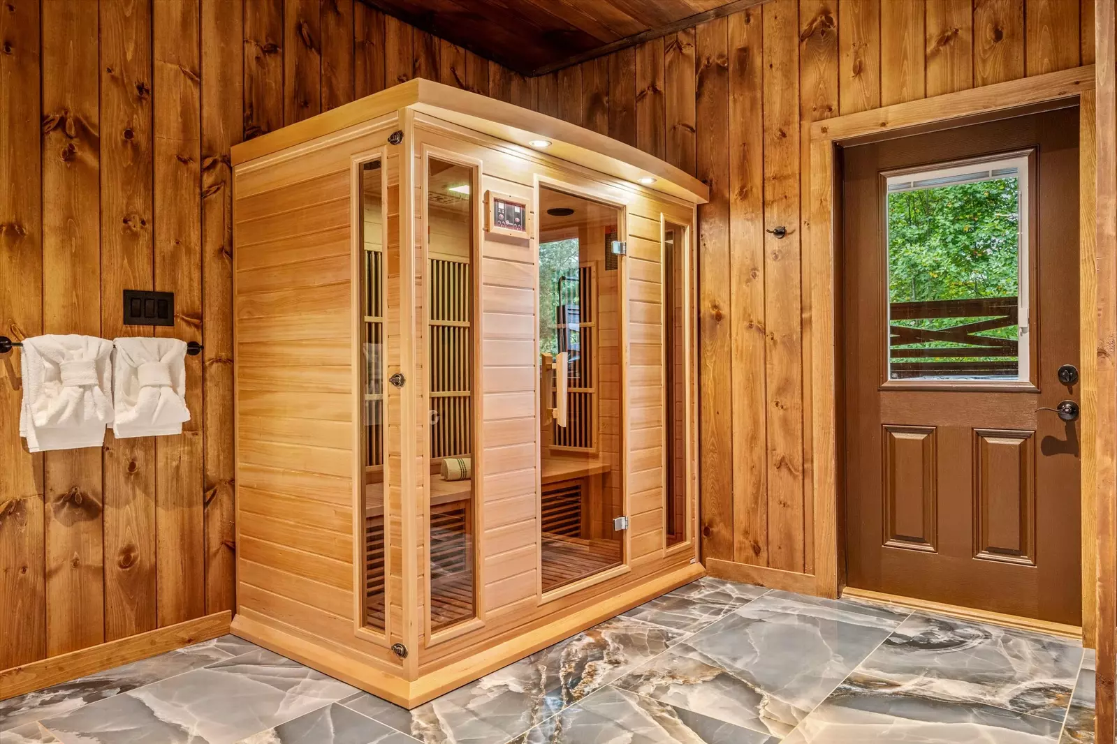 Property image, Interior, of Alpine Summit Pool and Spa Cabin