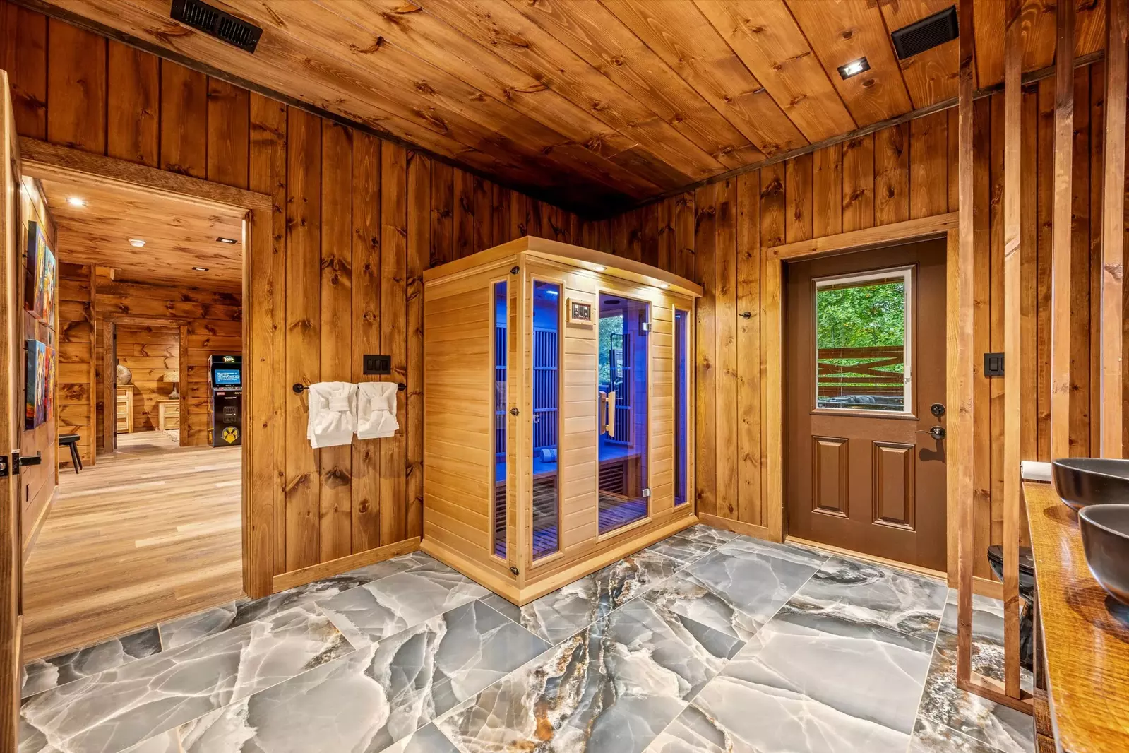 Property image, Interior, of Alpine Summit Pool and Spa Cabin