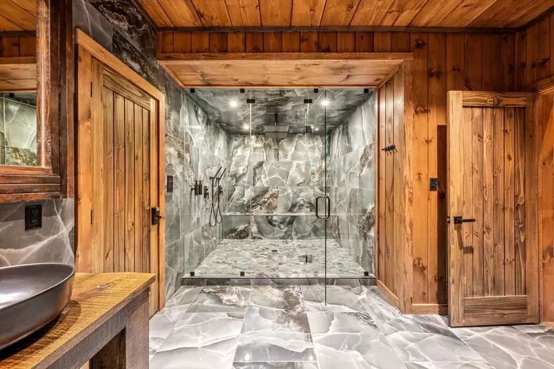 Property image, Interior, of Alpine Summit Pool and Spa Cabin