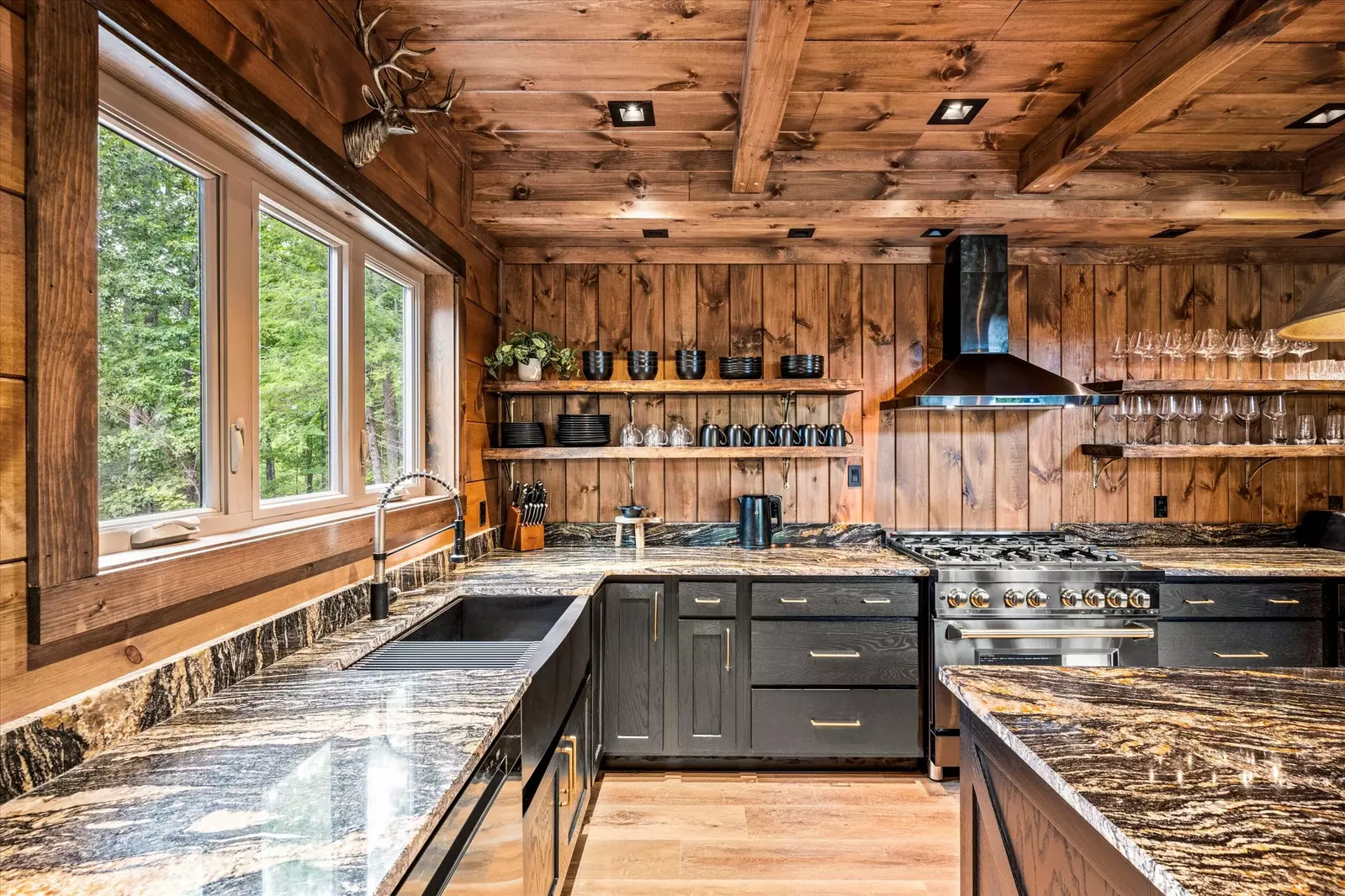 Property image, Interior, of Alpine Summit Pool and Spa Cabin