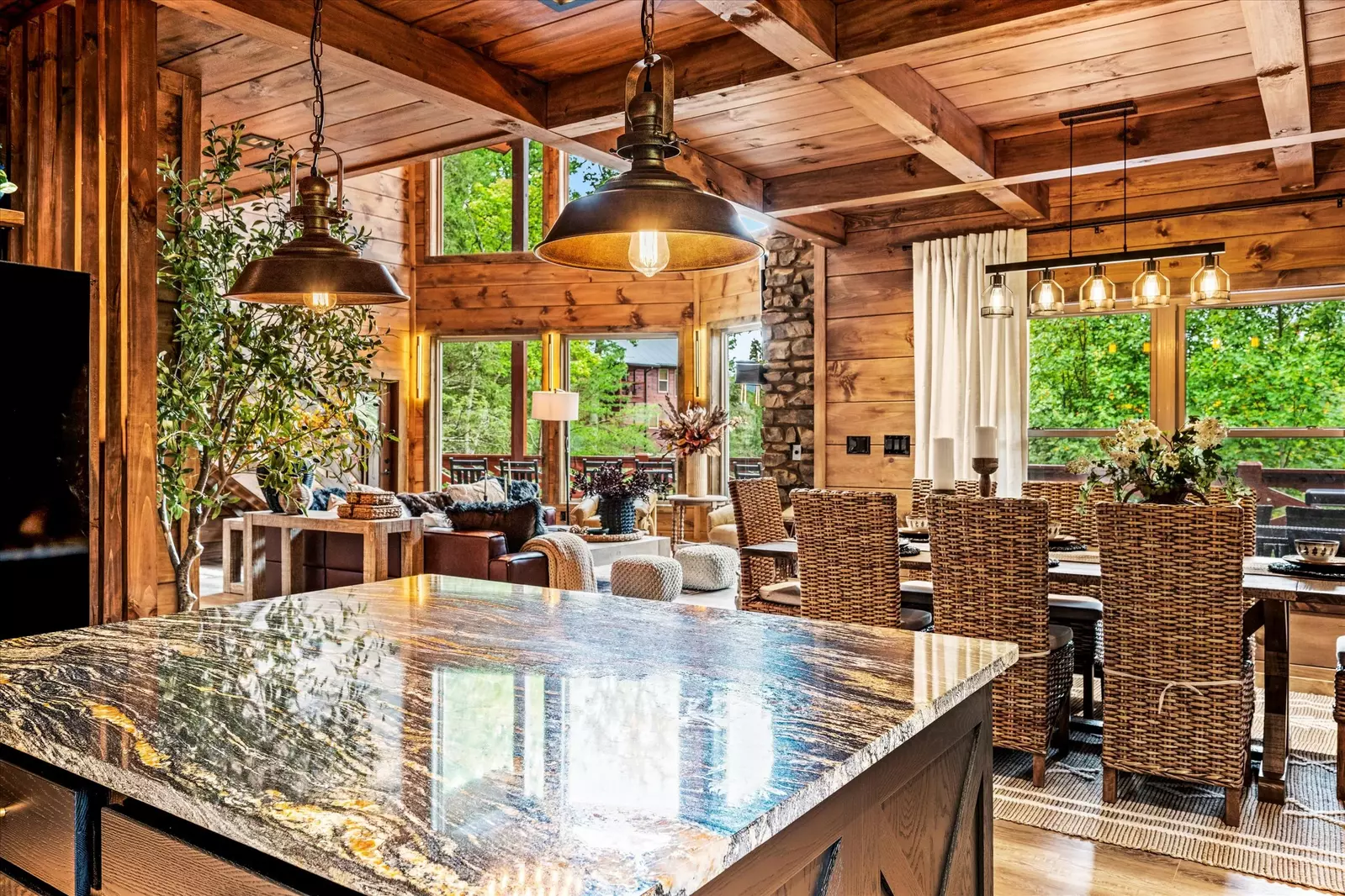Property image, Interior, of Alpine Summit Pool and Spa Cabin