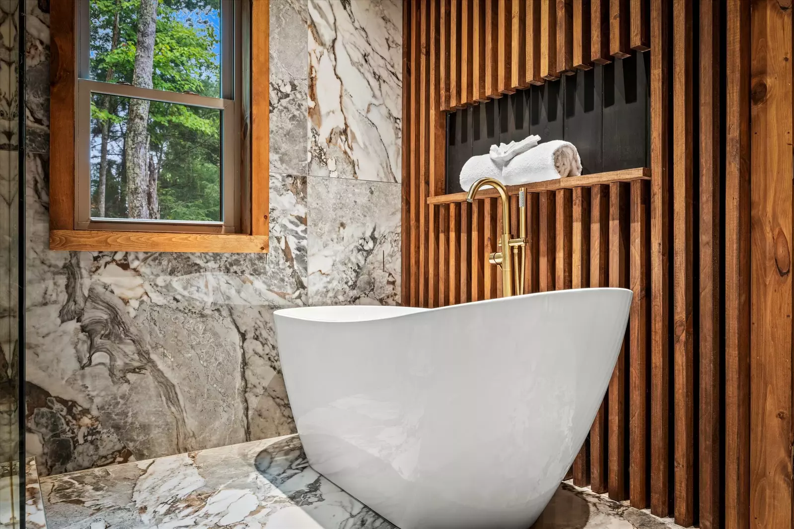 Property image, Interior, of Alpine Summit Pool and Spa Cabin
