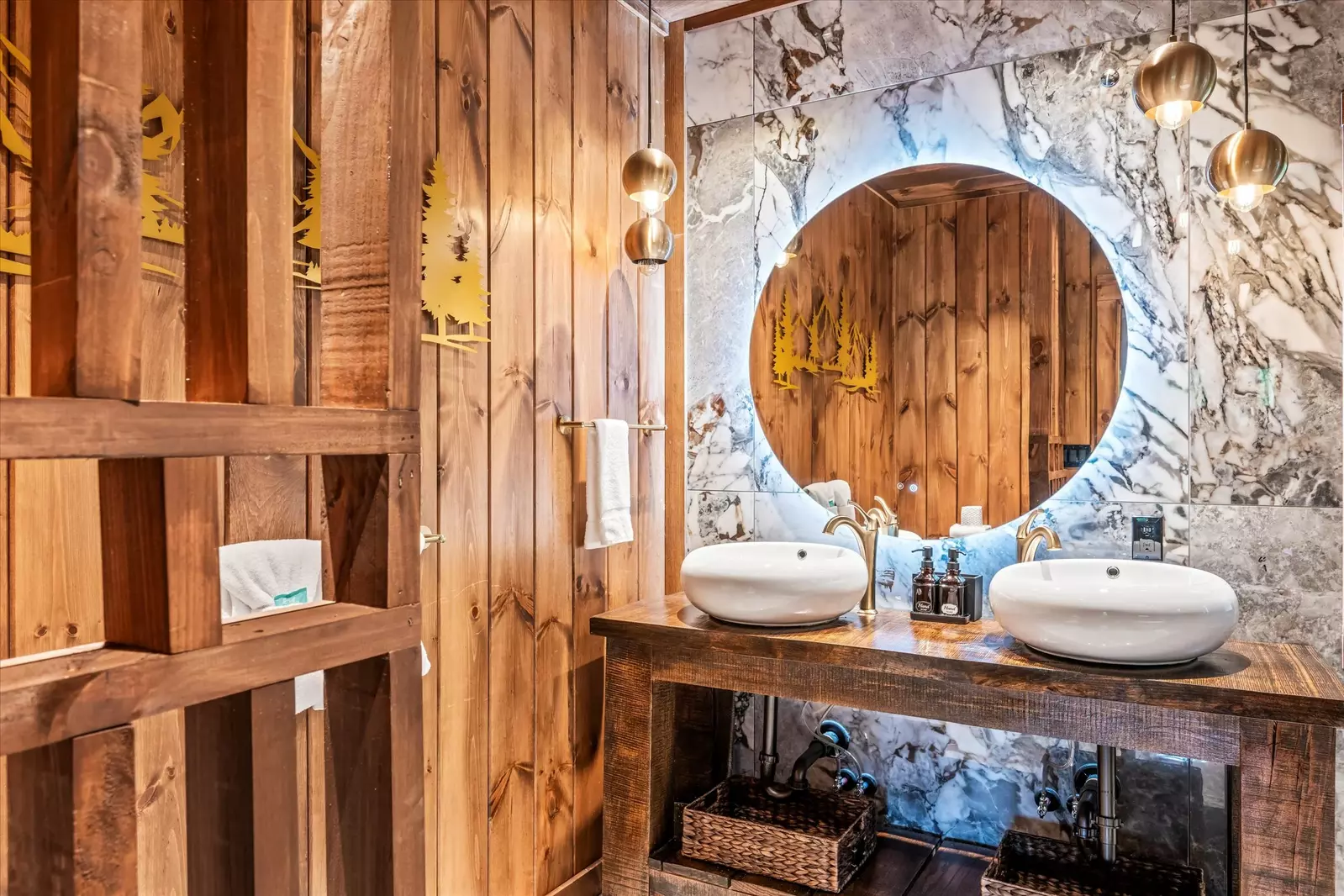 Property image, Interior, of Alpine Summit Pool and Spa Cabin