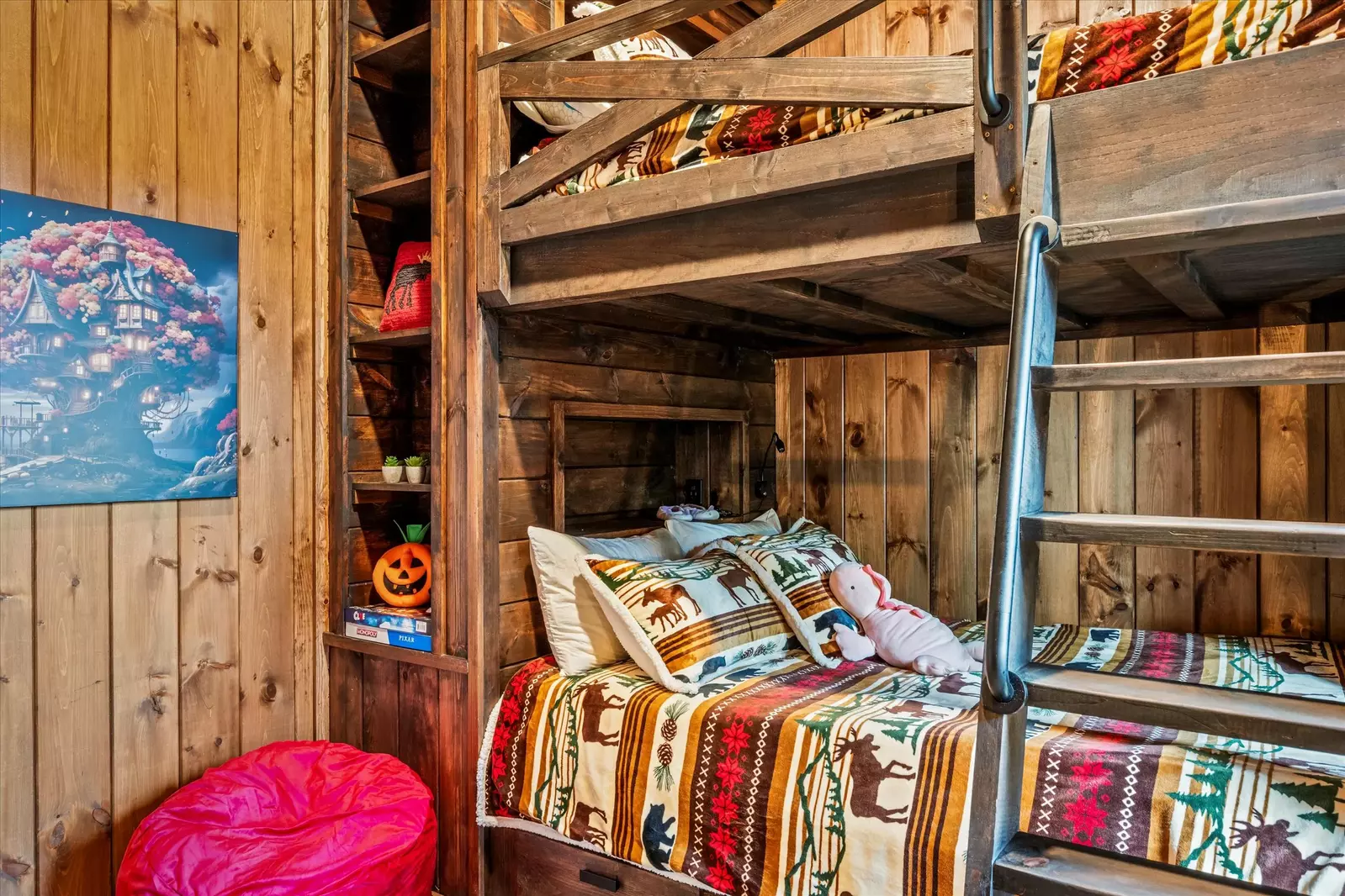 Property image, Interior, of Alpine Summit Pool and Spa Cabin