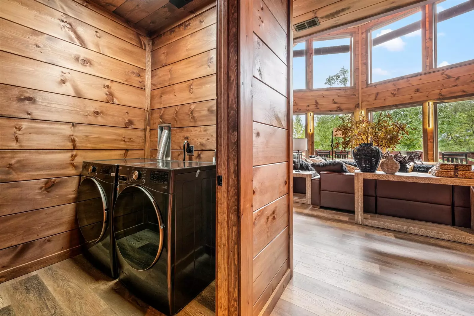Property image, Interior, of Alpine Summit Pool and Spa Cabin