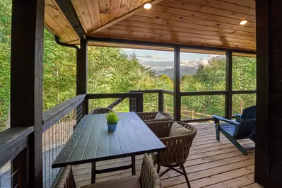 Property image, Interior, of Alta Vista
