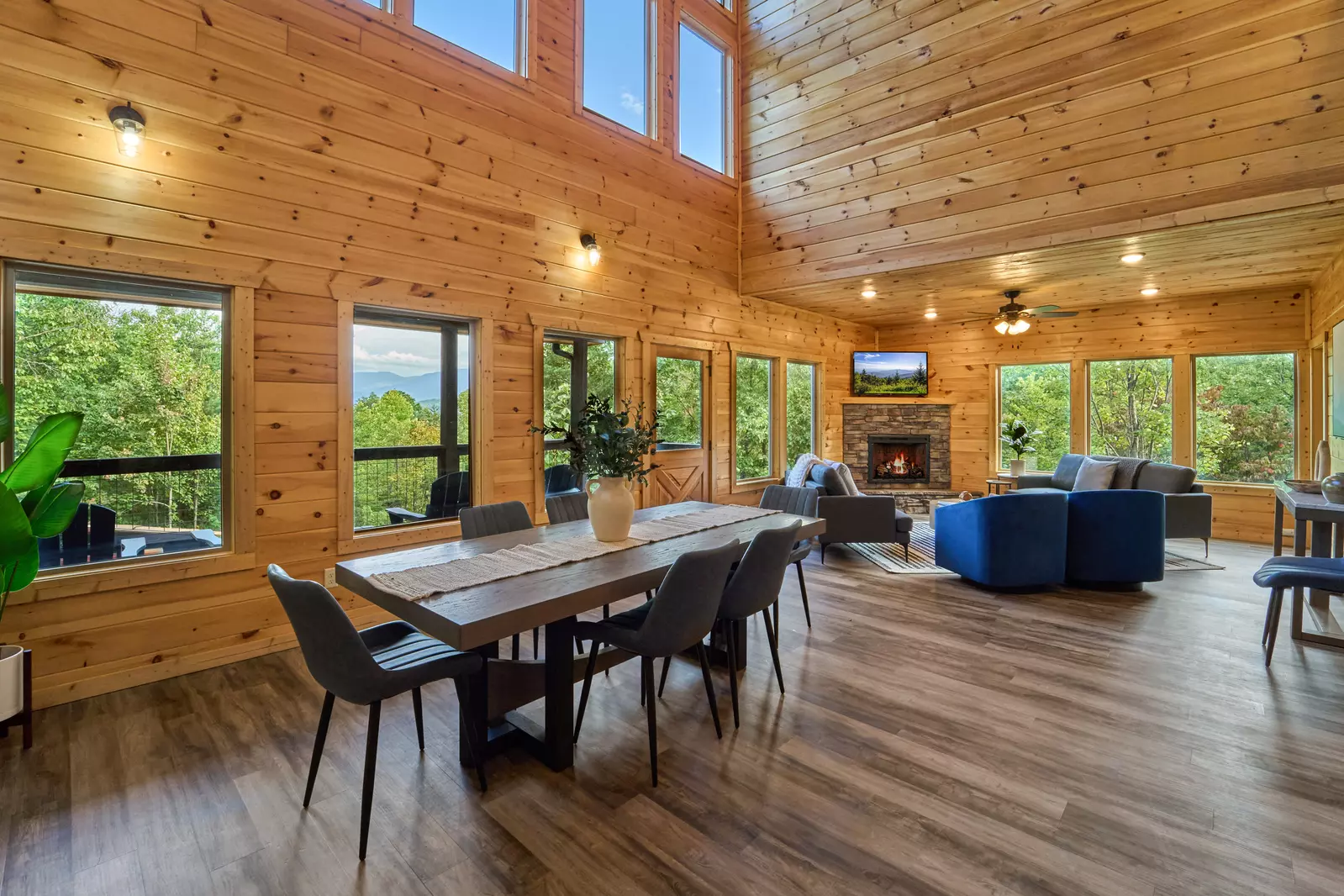 Property image, Interior, of Alta Vista
