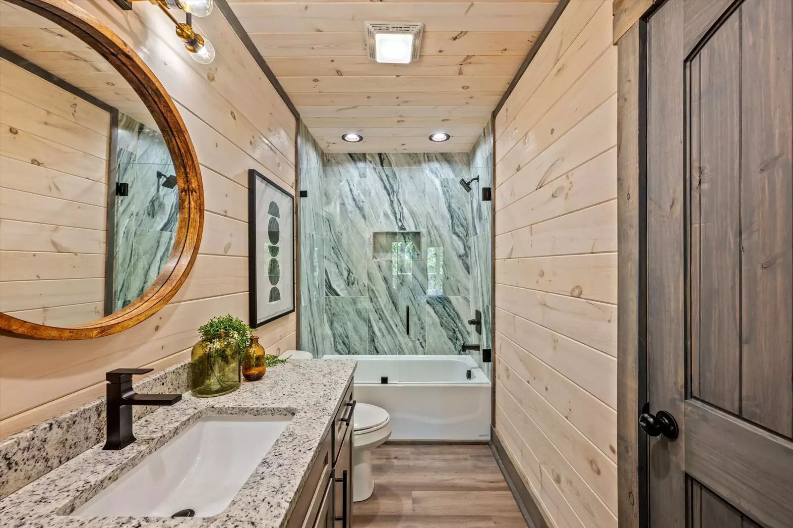 Property image, Interior, of Treehouse Swim Cabin