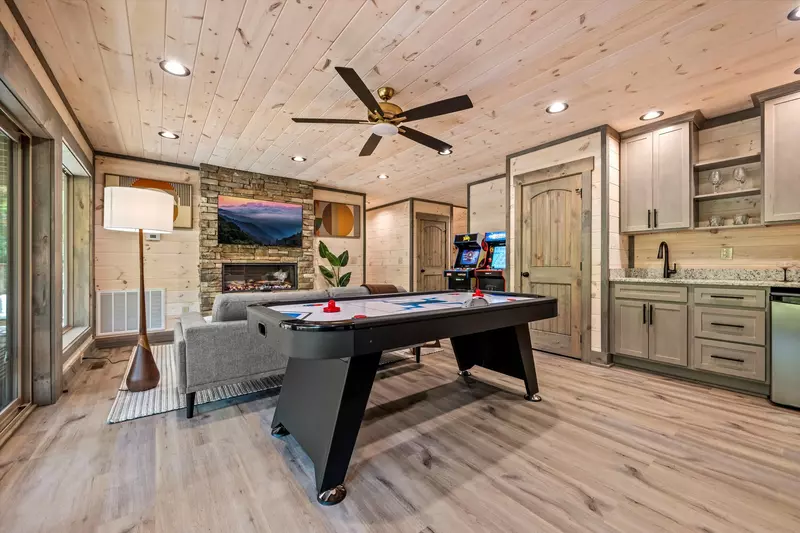 Property image, Interior, of Treehouse Swim Cabin