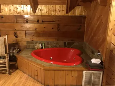 Gatlinburg Adventure Cabins - Foxglove