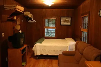 Flat Branch Cottage #3