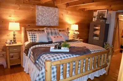 The Pine Cone Cottage