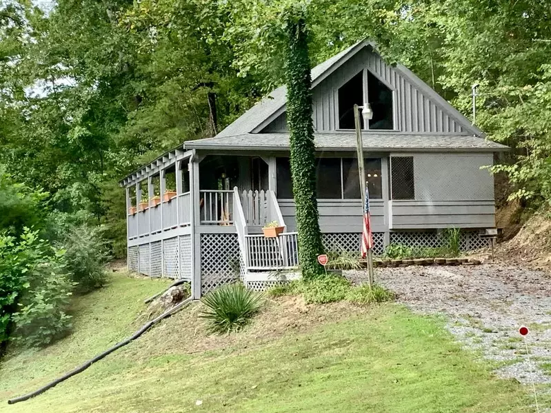 Cabin with Pond View