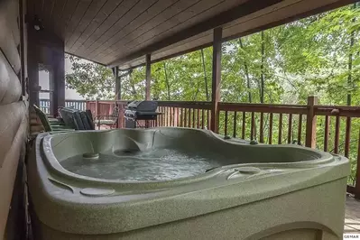 Bear Paw Hideaway