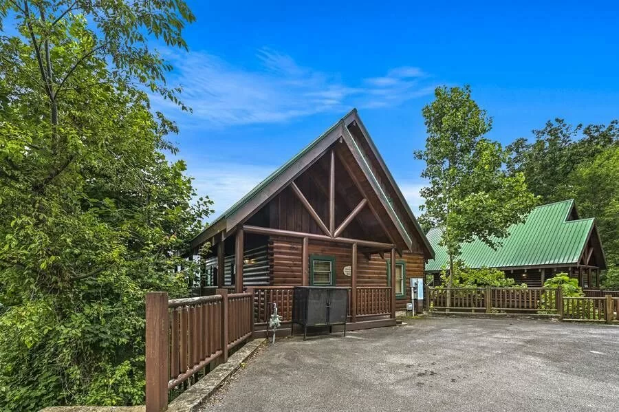 Welcome to Dancing Bear Lodge.