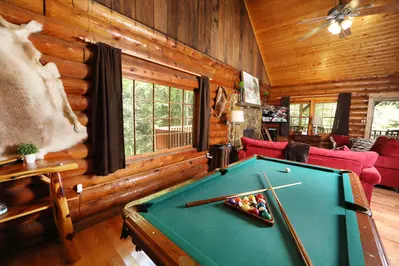 Lodge Between the Streams