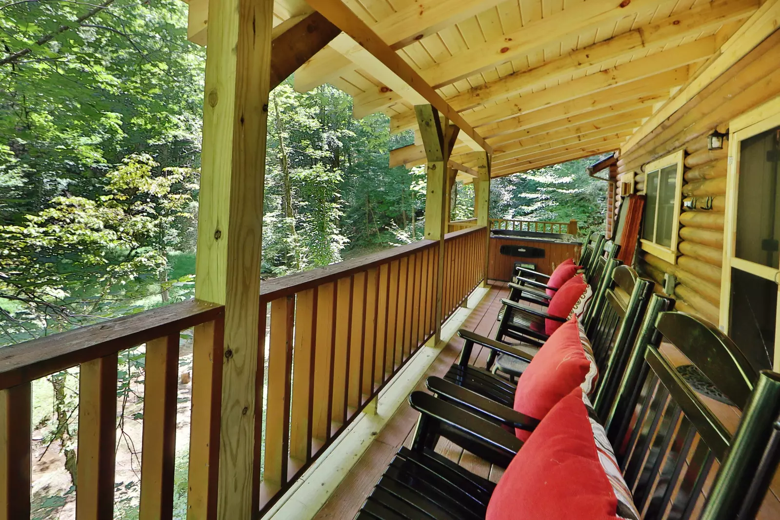 Lodge Between the Streams