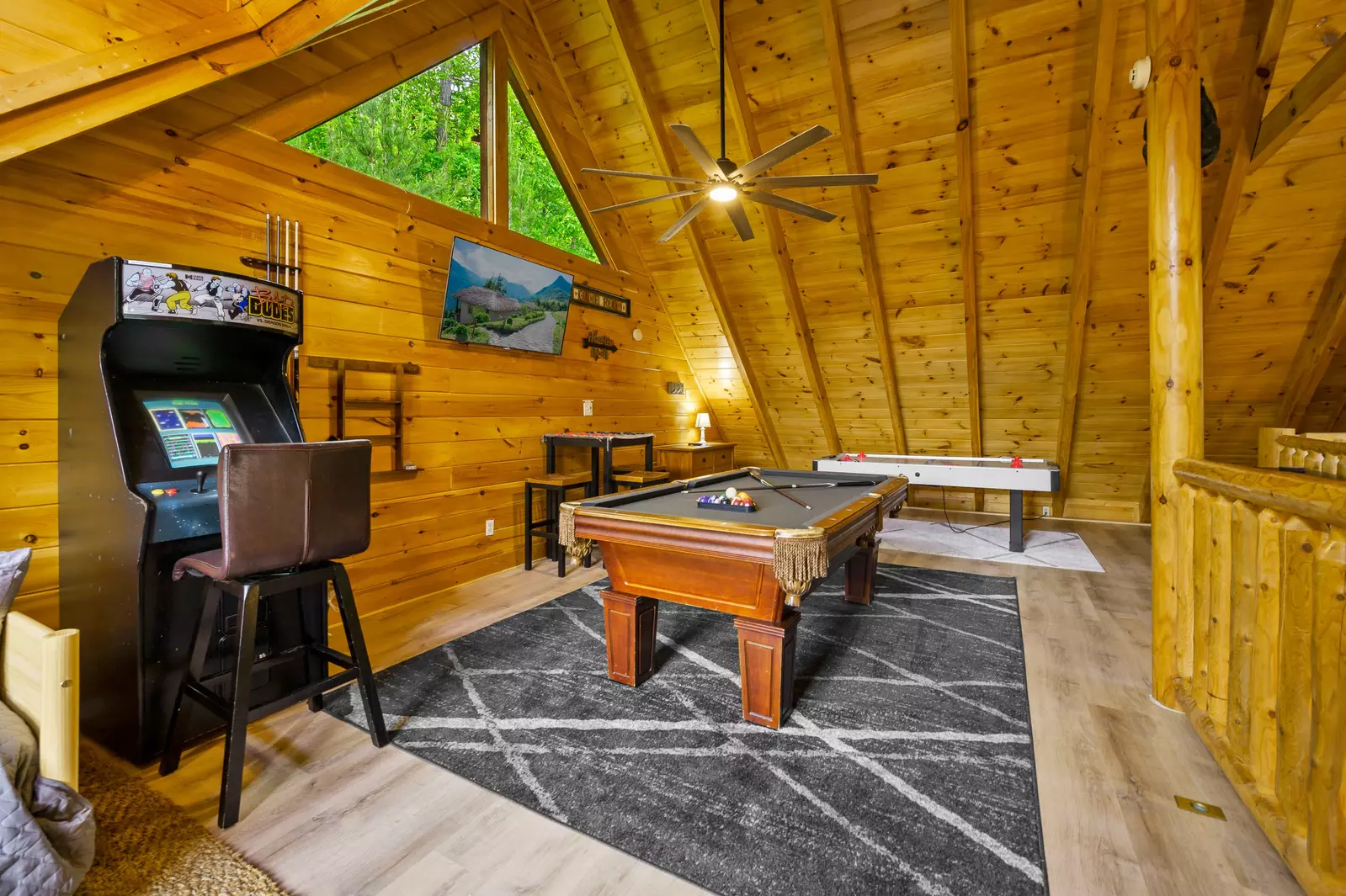 Room for the whole family to enjoy an amazing meal!