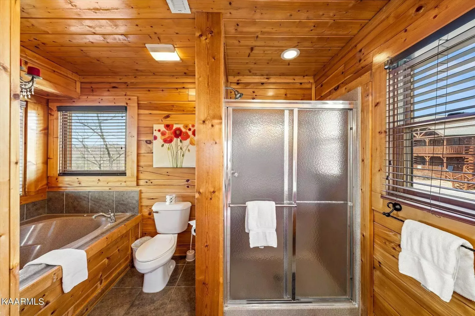 2nd floor bathroom with jacuzzi tub