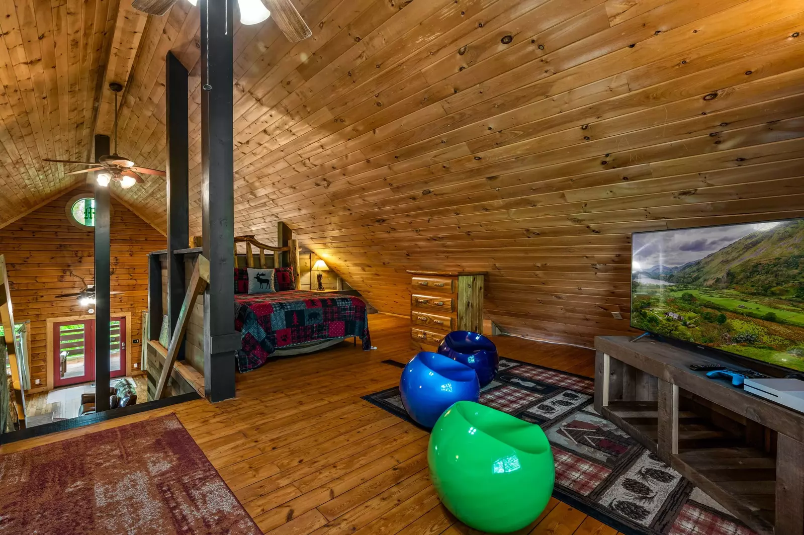 Ridgefield Unique * EV Chrg * Great Location *
