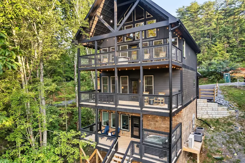 Mountain View Escape