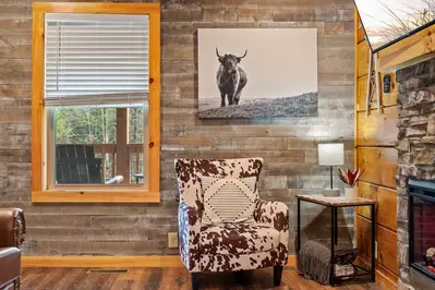 Rustic Mountain Retreat by Ghosal Luxury Lodging