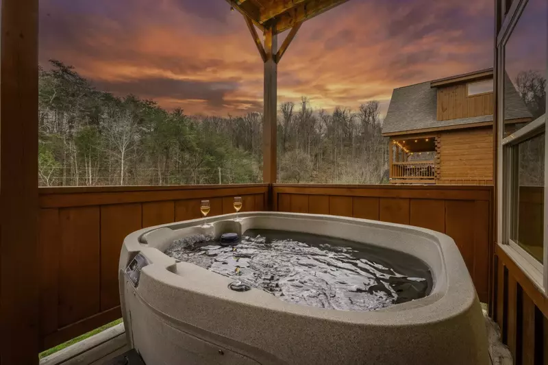 Rustic Mountain Retreat by Ghosal Luxury Lodging