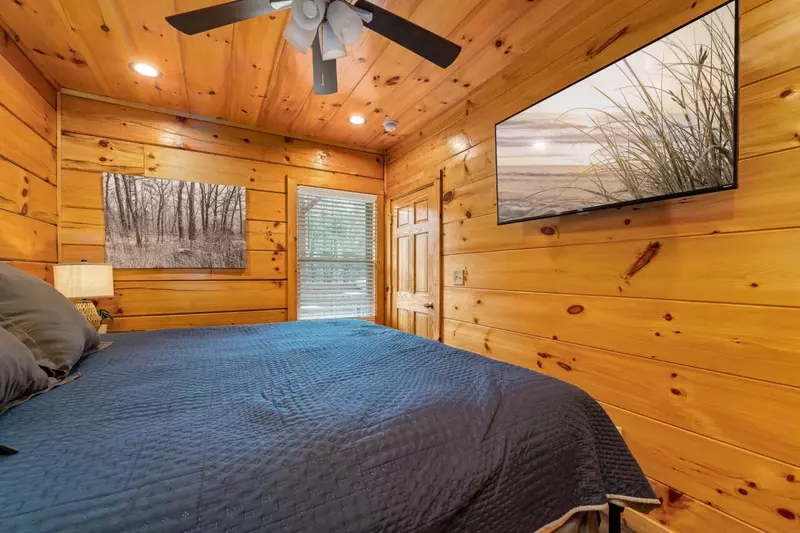 Rustic Mountain Retreat by Ghosal Luxury Lodging