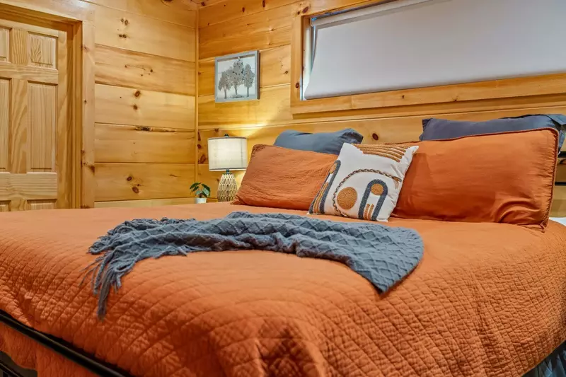 Rustic Mountain Retreat by Ghosal Luxury Lodging