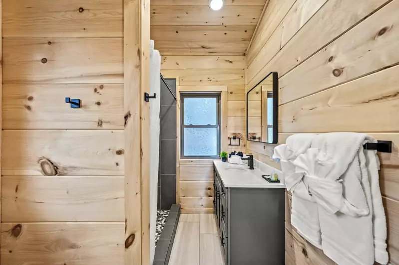 Indulge in opulence with an en suite master bathroom