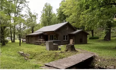 Hillbilly Hideaway
