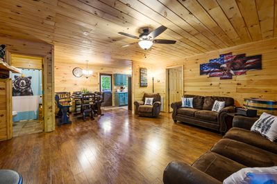 Bearadise Cabin 1