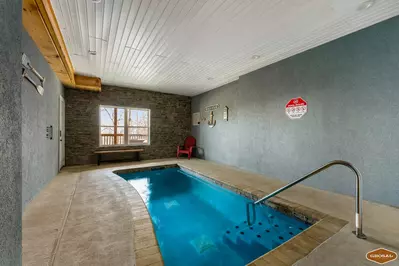Serene Mountain Retreat by Ghosal Luxury Lodging