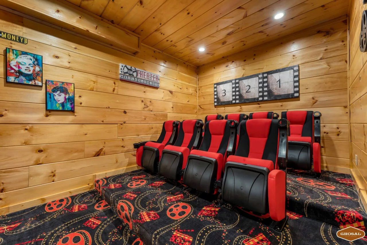 Serene Mountain Retreat by Ghosal Luxury Lodging