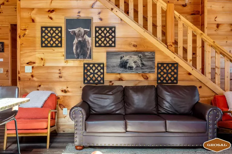 Serene Mountain Retreat by Ghosal Luxury Lodging