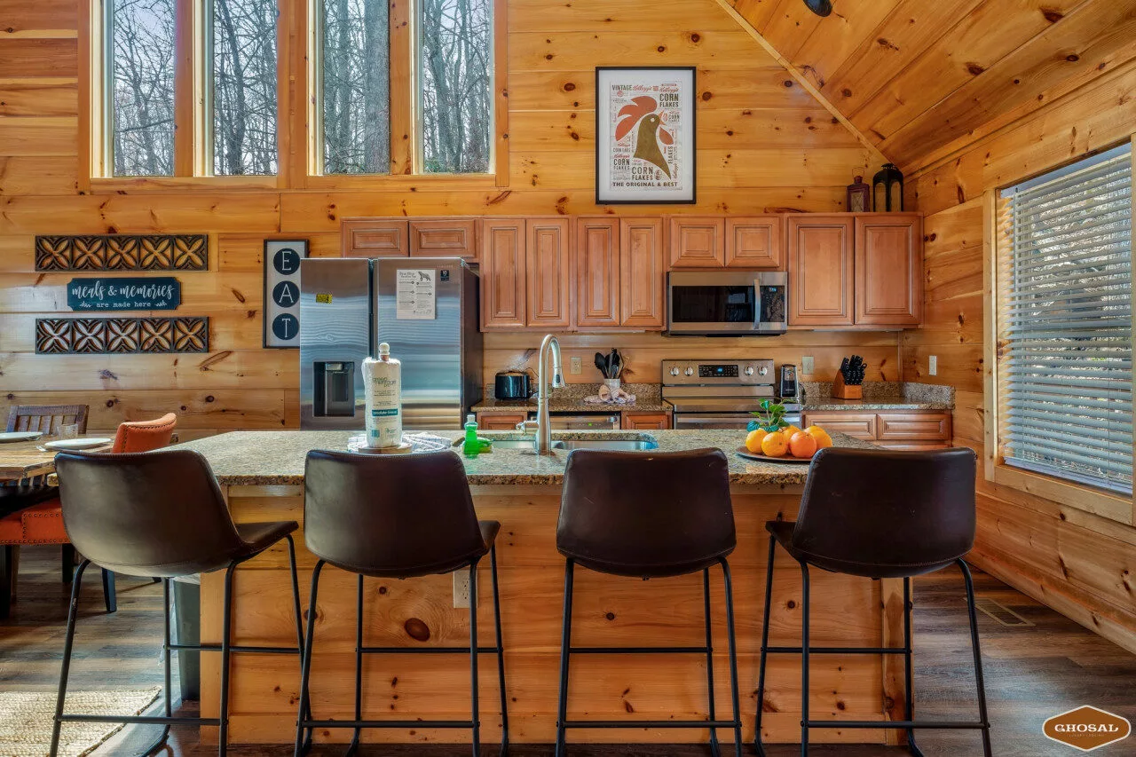 Serene Mountain Retreat by Ghosal Luxury Lodging