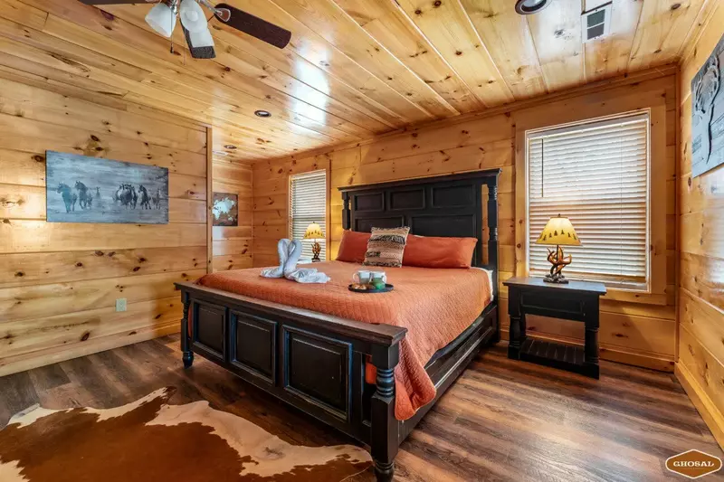 Serene Mountain Retreat by Ghosal Luxury Lodging