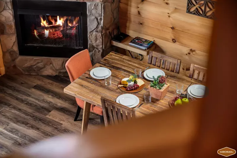 Serene Mountain Retreat by Ghosal Luxury Lodging