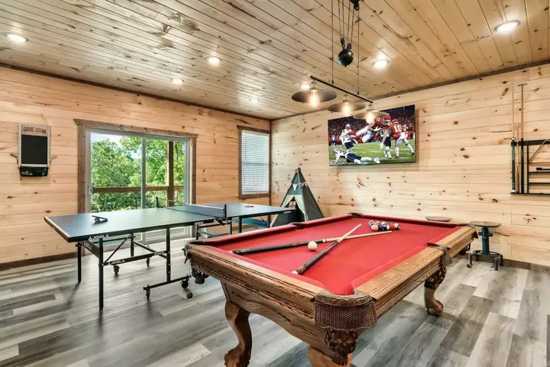 Tranquil Mountain Getaway By Ghosal Luxury Lodging